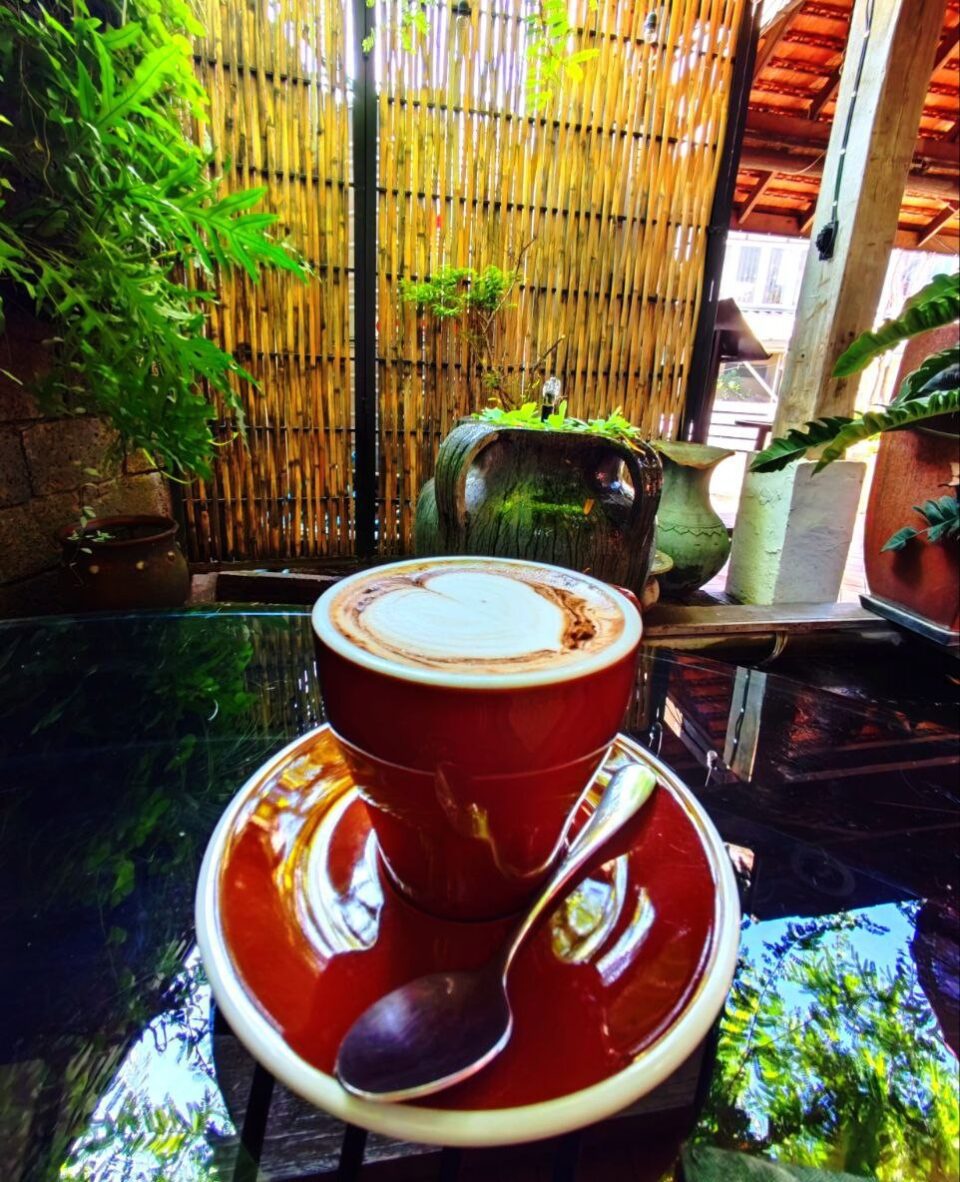 Un buon cappuccino vegetale da gustare a Chiang Mai
